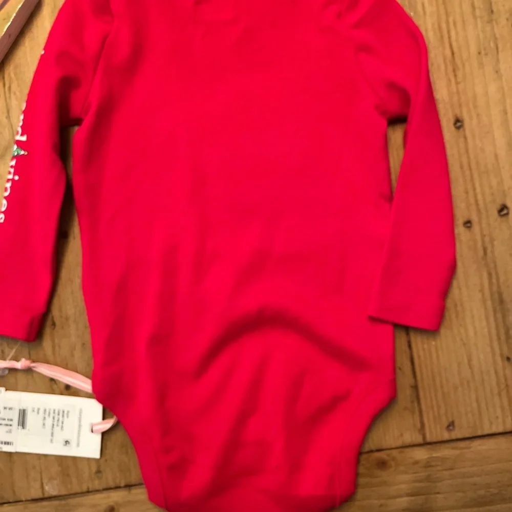 Vineyard Vines Red Santa Cotton Christmas Kids Onesie NWT - Picture 2 of 4